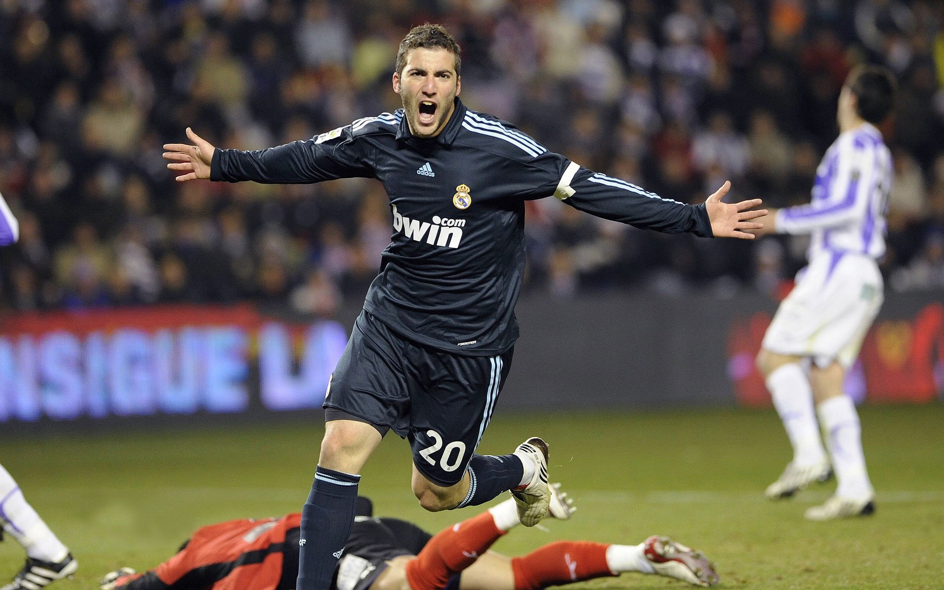 爱游戏平台-_智慧体育大赛：科技助力运动创新_，智能体育进校园